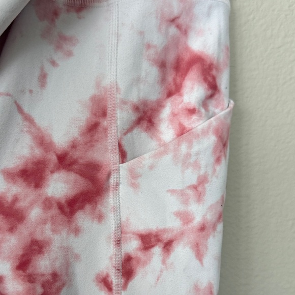 Fabletics SET Oasis PureLuxe Red Smokey Marble 2 piece Crop Top Leggings sz 3X - Picture 15 of 16